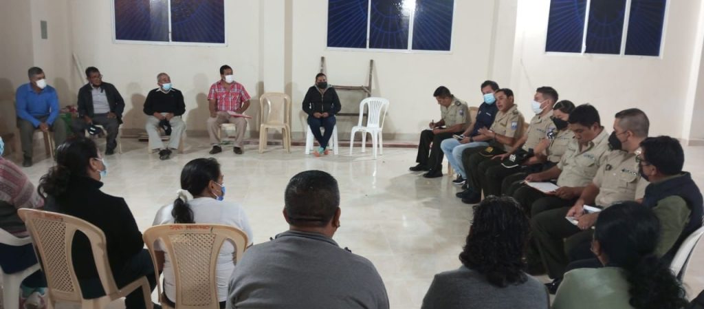 El lunes 18 de abril se cumplió una nueva reunión, donde se abordó el problema inseguridad.