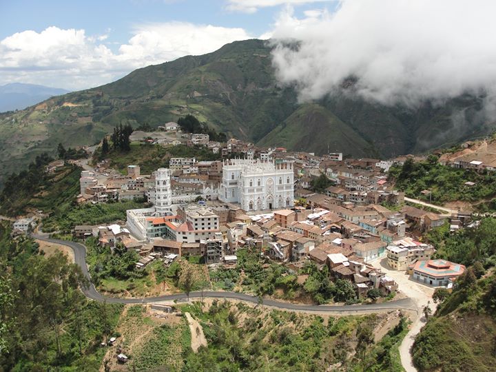 La parroquia El Cisne es conocida por ser un destino turístico y religioso.