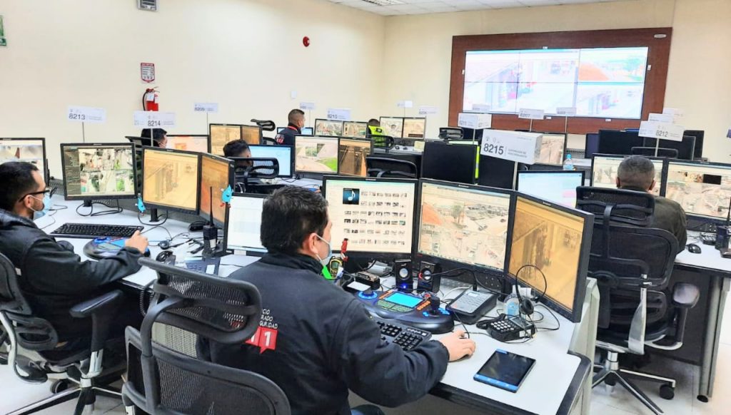 La vídeovigilancia por la ciudad se ejecuta las 24 horas.