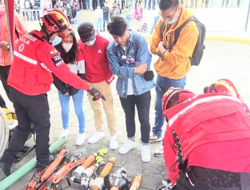 En las instalaciones del Instituto Superior Tecnológico Loja se desarrolló el evento.