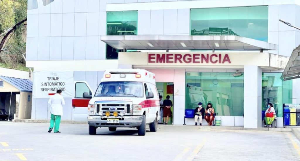 Está en el Área de Emergencias del Isidro Ayora.