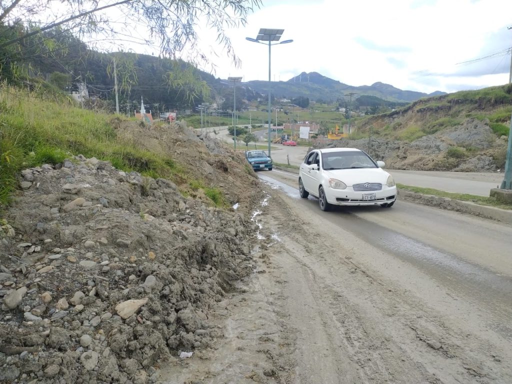 A la altura del redondel de Chontacruz está ubicado uno de los puntos críticos de la vía.