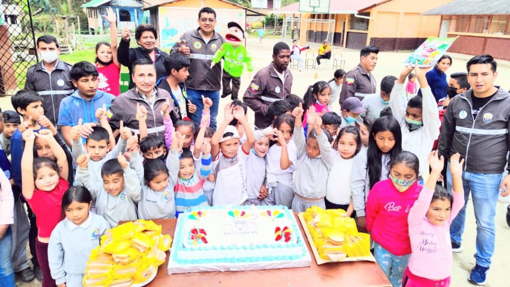 El evento fue ayer desde las 10:00 hasta las 12:30.