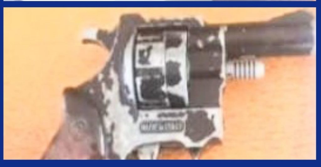 Los dos ciudadanos tienen antecedentes penales por robo.