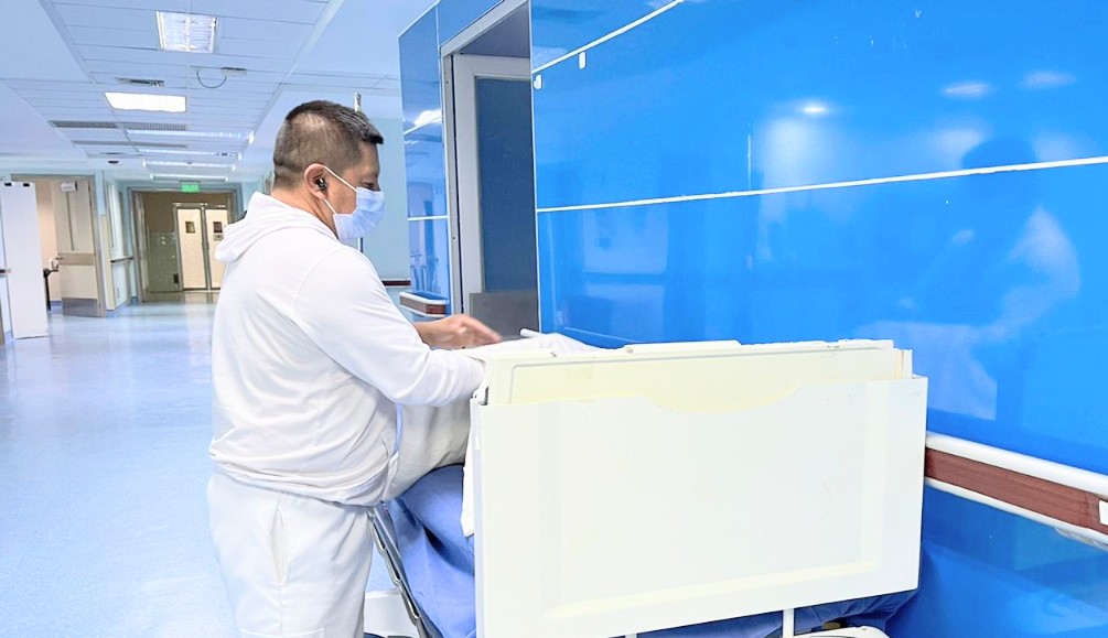 El ciudadano N.N. ingresó a esa casa de salud el último domingo.