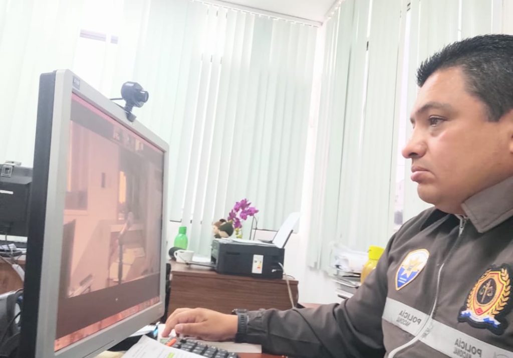 Luis Morocho Romero, en la audiencia, probó que Byron C. T. cometió esa contravención penal.