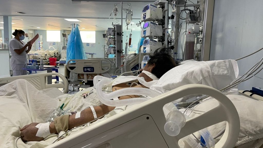 Hace semanas llegó un paciente contagiado que necesitó ser dirigido a la UCI y hoy se encuentra ya fuera de peligro y considerado no contaminante.