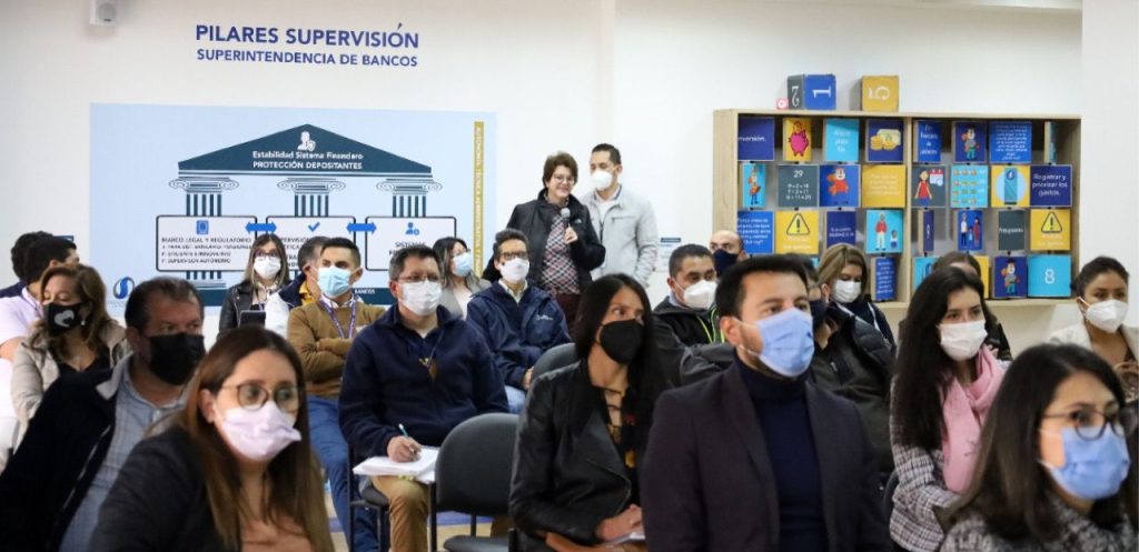 Se recordaron conocimientos para combatir los sobornos.