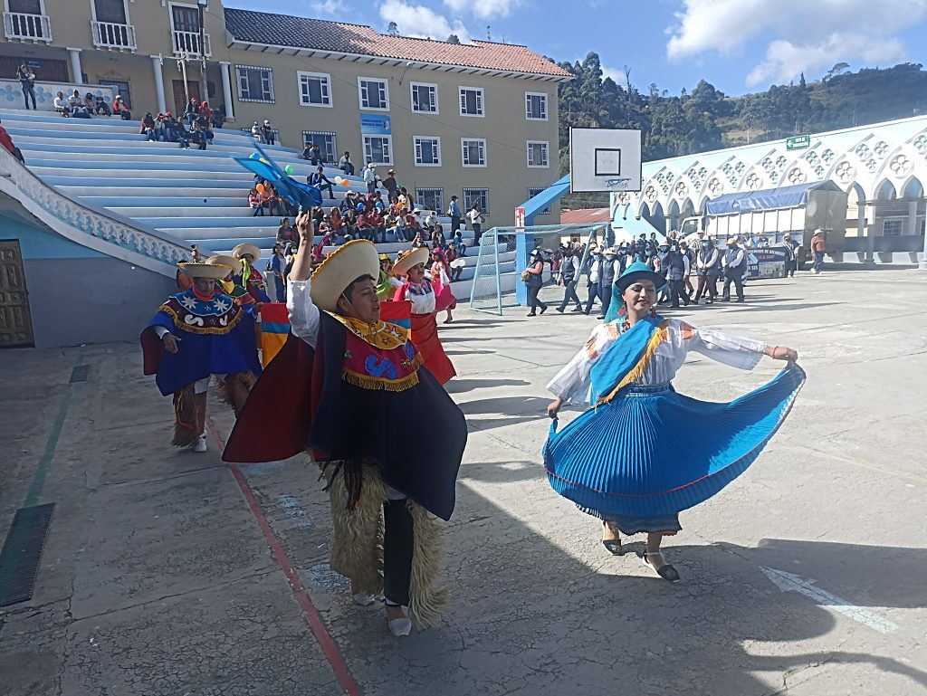 Con alegría se vivió el inicio de las actividades. (Foto Magia Radio).