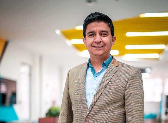 Francisco Vicuña indica que los emprendimientos que pueden postular deben ser de cuatro áreas específicas.