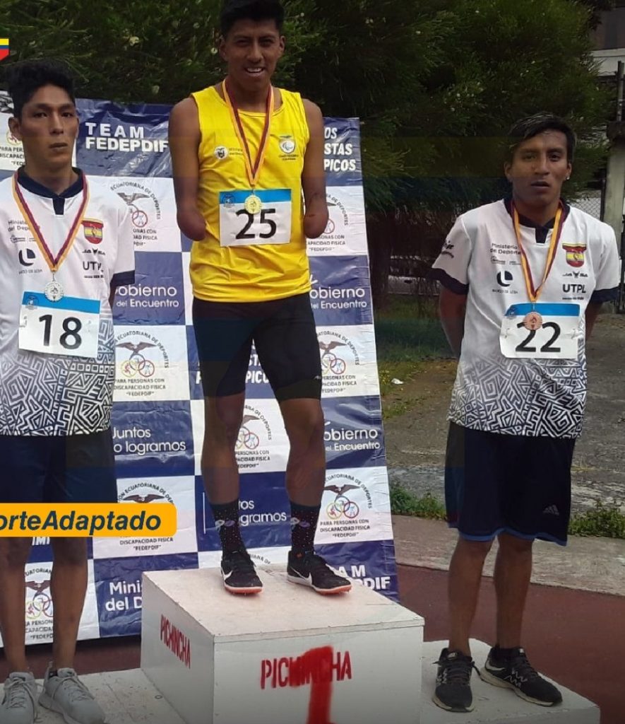 En distintas ocasiones, los representantes de Loja, subieron al podio.