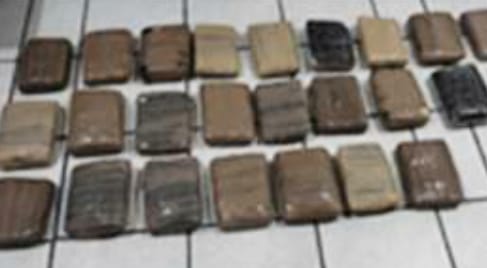 La droga fue sometida a un análisis químico y el resultado es positivo para marihuana.