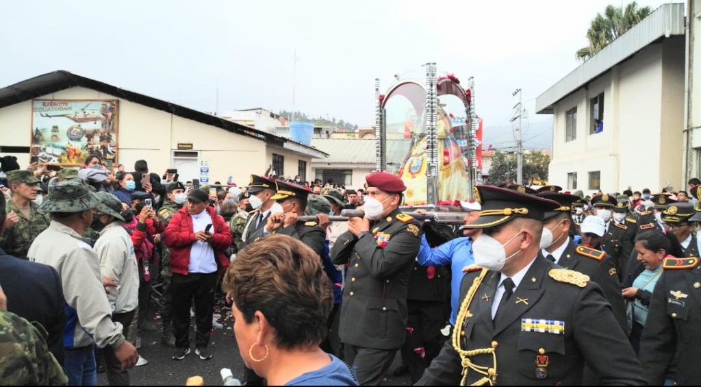 La Brigada de Infantería Motorizada acogió a los romeriantes, la tarde del último sábado.