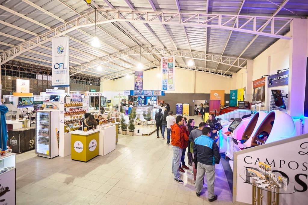 En esta nueva edición de la Feria de Loja se mantiene el espacio para los emprendimientos. (Foto archivo)