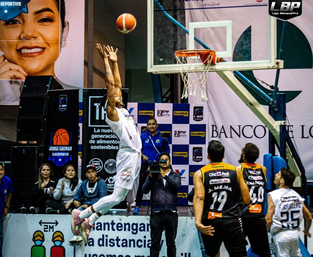 Un cotejo atractivo se vivió el miércoles último.