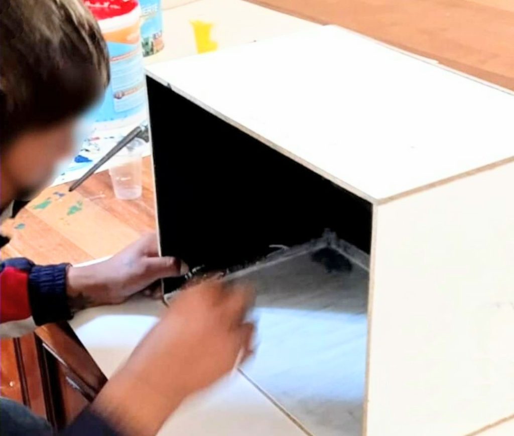 La habilidad de los jóvenes se pone de manifiesto en la elaboración de esos objetos.