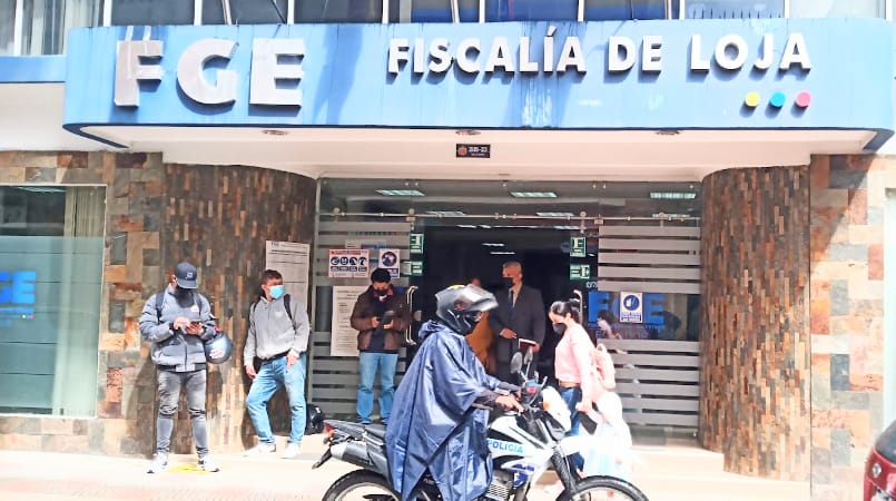 El procesado debe presentarse los miércoles a la Fiscalía hasta ser juzgado a través de un procedimiento directo.
