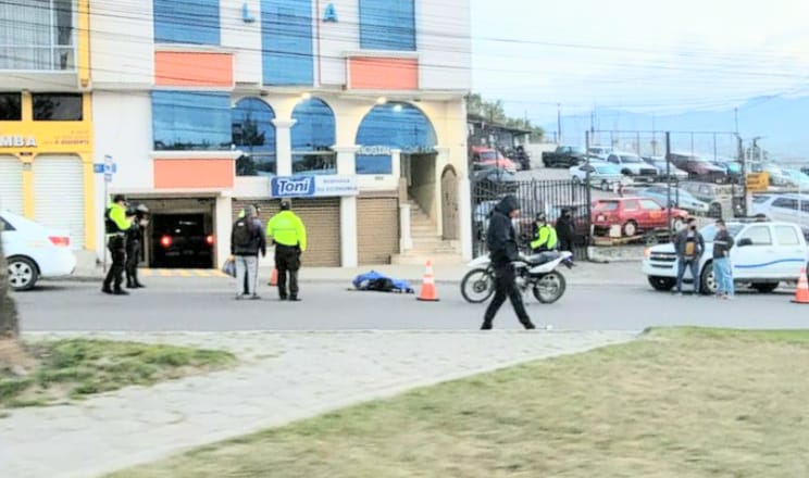 El percance ocurrió la madrugada de ayer, a eso de las 05:00.