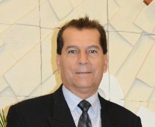 Rolando Salazar, exdirector cantonal y militante del movimiento CREO.