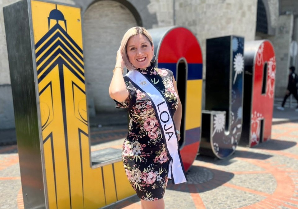 La ya Señora Ecuador Loja se prepara para competir por la corona, junto a 12 aspirantes más del país.