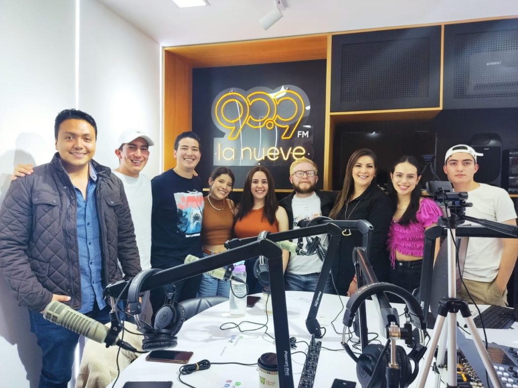 La radioemisora tiene una programación para todos los gustos, especialmente para un público de 18 a 45 años.