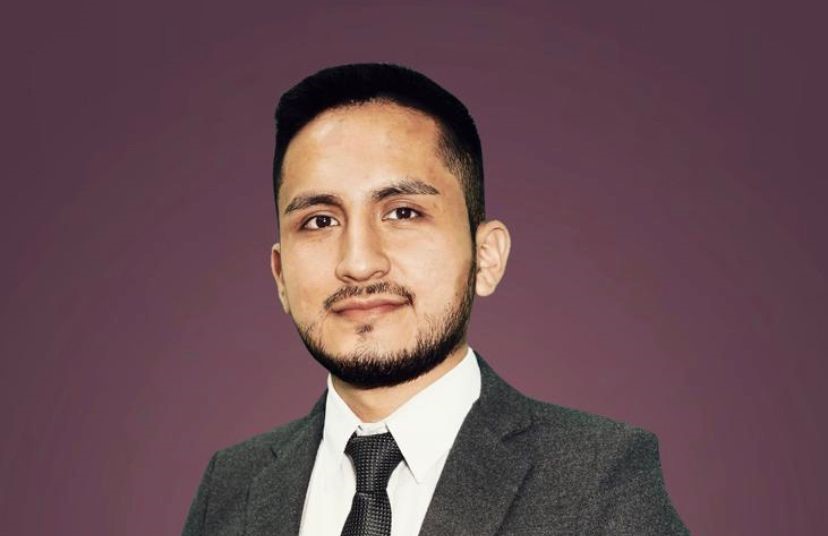 Freddy Maurad invita a los jóvenes de entre 18 y 30 años de edad a inscribirse en la Escuela de Liderazgo UTPL.