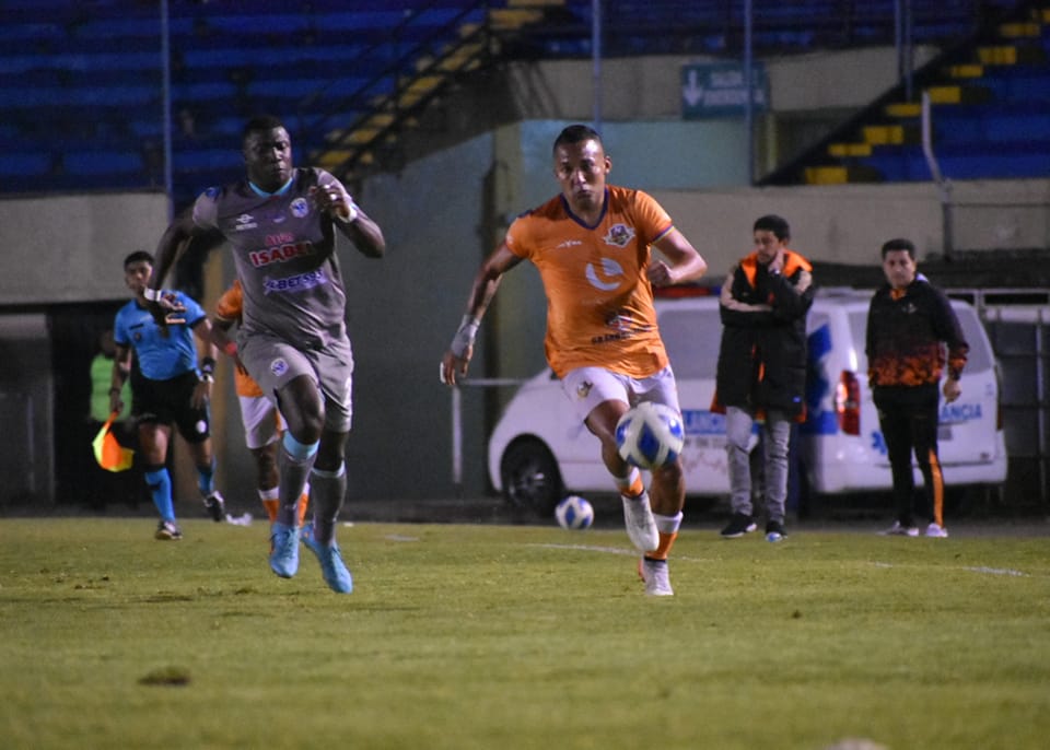 La expectativa de hoy era de triunfo para los lojanos.