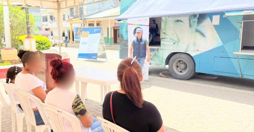 En la ciudad de Alamor, capital del cantón Puyango, se atendió a varias personas.