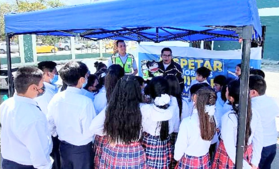 En las instalaciones del coliseo Ciudad de Loja se realizó el evento.