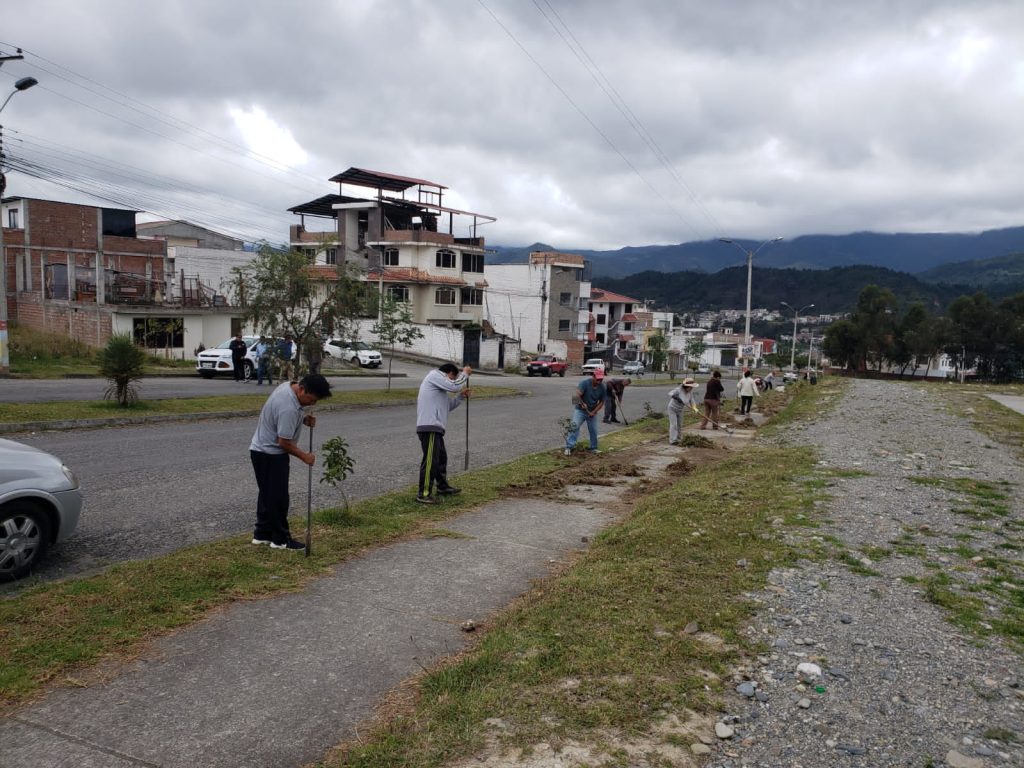 Moradores del barrio participaron en la actividad.