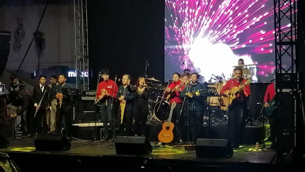 La agrupación durante su presentación, en la plaza de San Sebastián, el viernes 30 de septiembre.