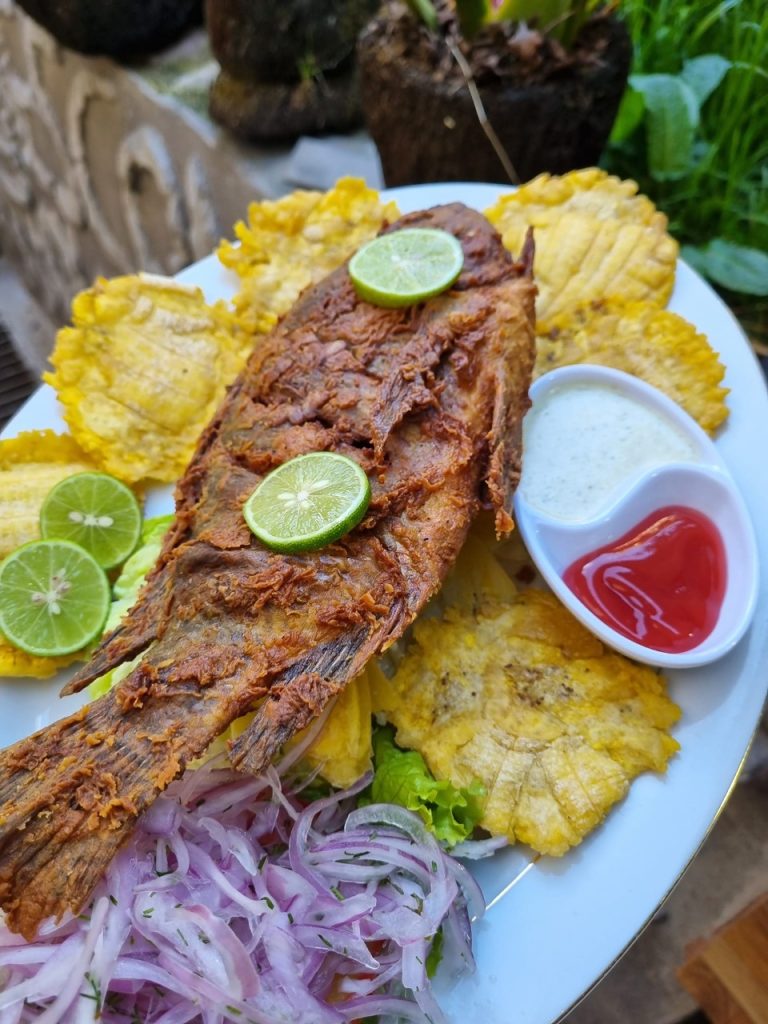 Los diversos platos tienen precios que están al alcance de propios y extraños.