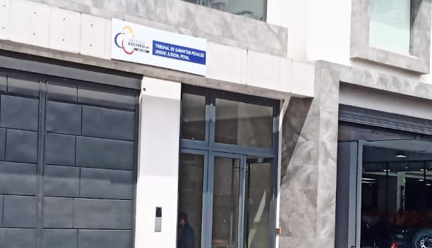 En la Unidad Judicial Penal se realizaron las audiencias de formulación de cargos a los tres detenidos.