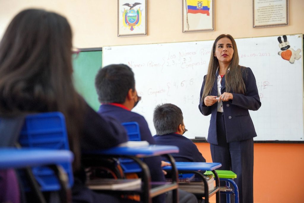 Cada curso tendrá una duración de 120 horas académicas.