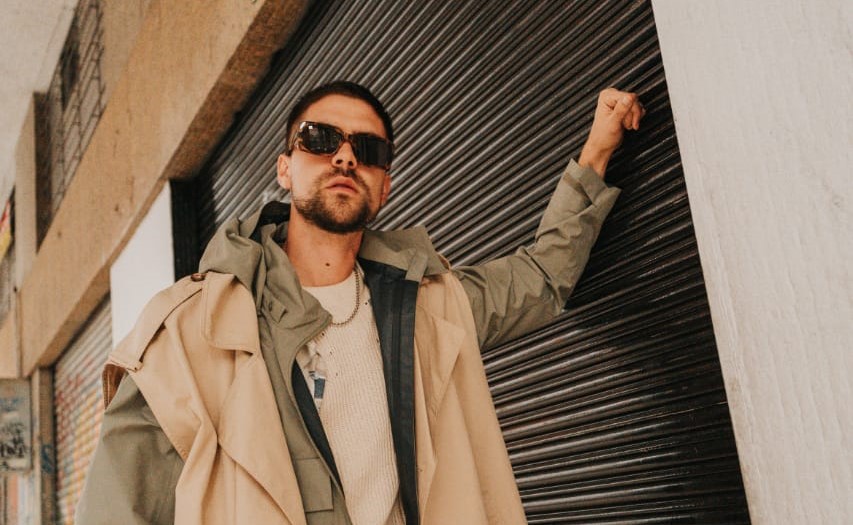 Johann Vera actualmente reside en los Estados Unidos.