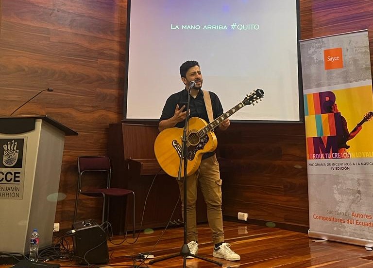 La conferencia se cumplió en el auditorio Pablo Palacio del Núcleo Provincial de Loja de la Casa de la Cultura Ecuatoriana.