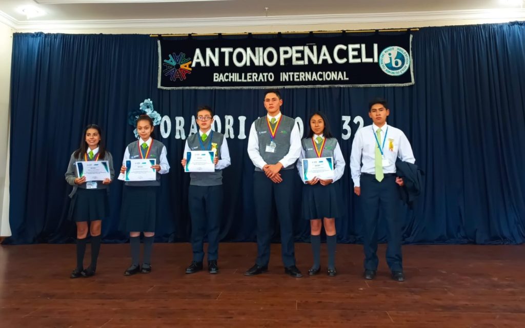 Los ganadores de las dos categorías.