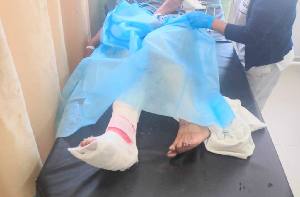 María G. S. fue atendida por los paramédicos del Ministerio de Salud.