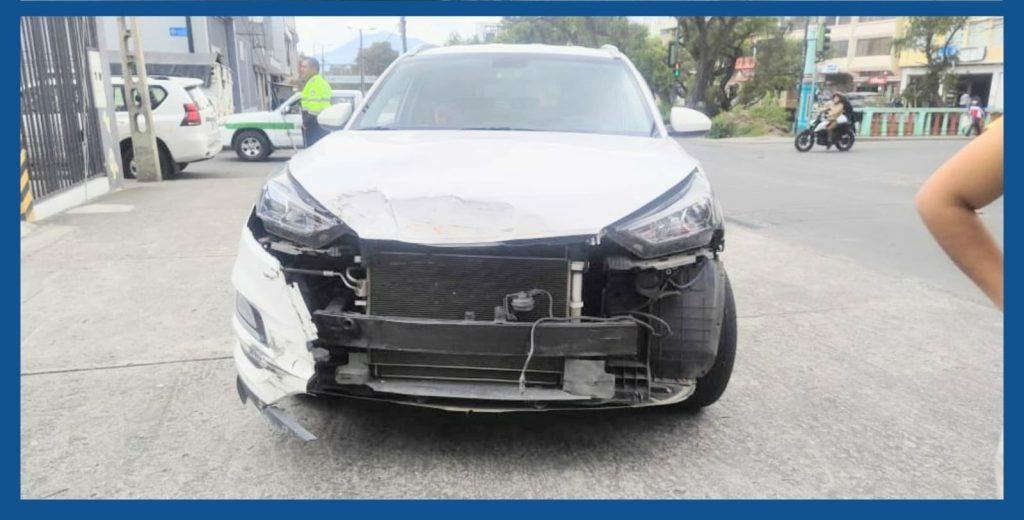 El percance ocurrió en la avenida Manuel Agustín Aguirre y calle Tnte. Maximiliano Rodríguez.