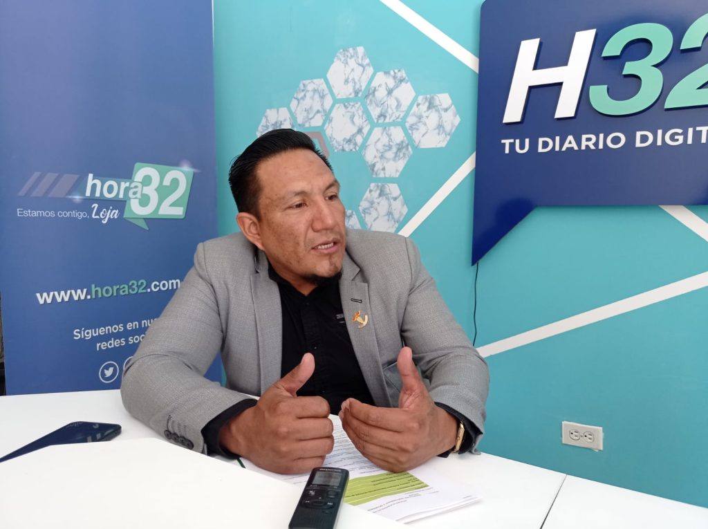 El alcalde Martín Jiménez, señala que parte de los recursos para la planta de asfalto son no reembolsables.