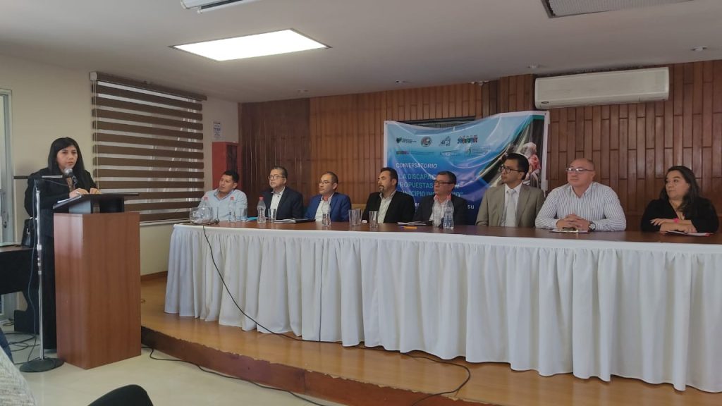 Los aspirantes a alcalde aprovecharon el espacio para presentar sus ejes programáticos.