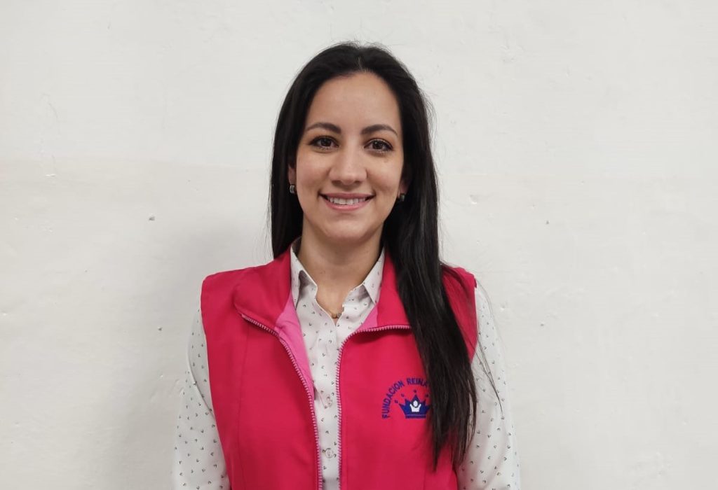 Silvana Riofrío Peña, exreina de Loja, solicita el apoyo de la comunidad para seguir efectivizando el proyecto de la Fundación: velar por los sectores vulnerables.