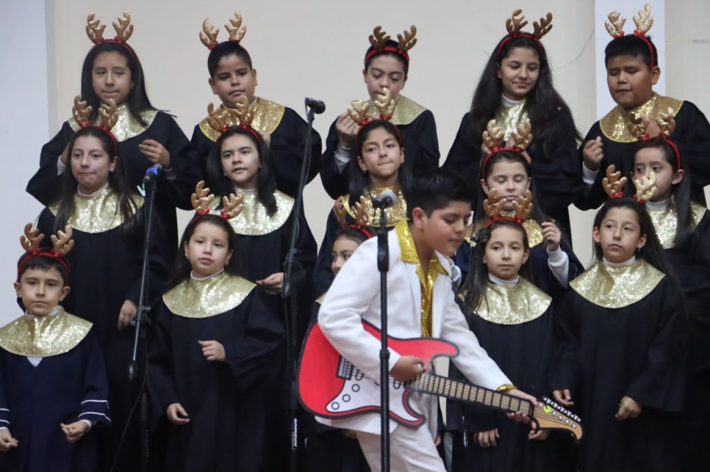 Representación del Antonio Peña Celi, primer lugar.