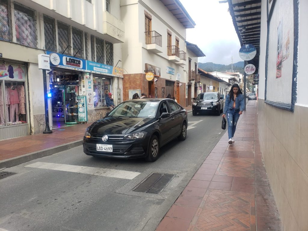 La ciudad, durante este lunes 26 de diciembre de 2022, registró un movimiento casi normal.