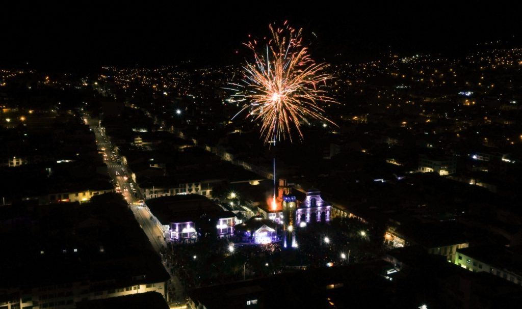 Loja continúa disfrutando de eventos por sus festividades.