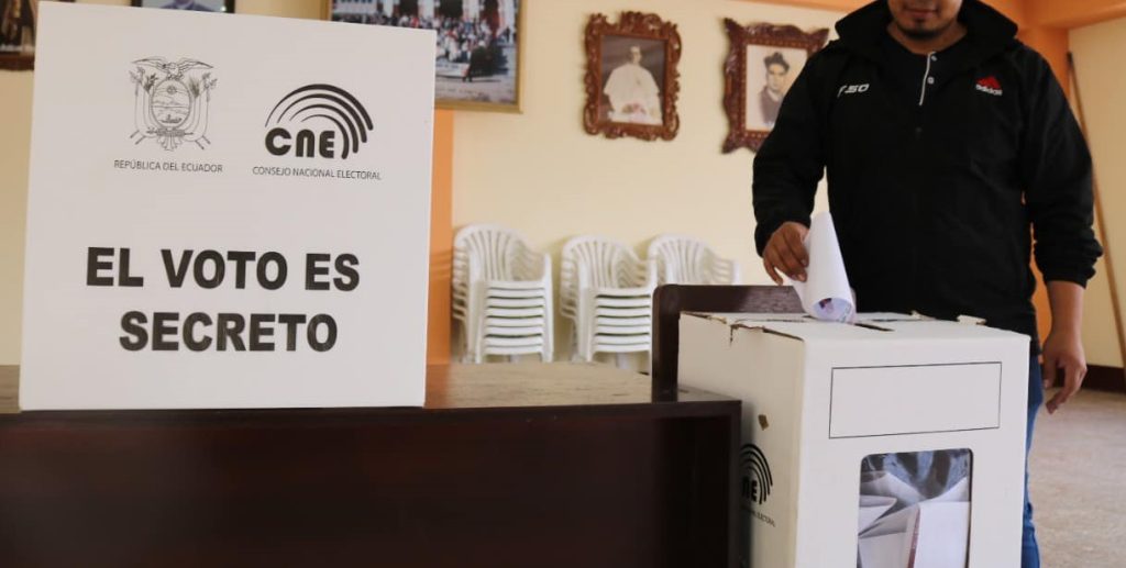 Los comicios empiezan a las 07:00 del domingo 5 de febrero.