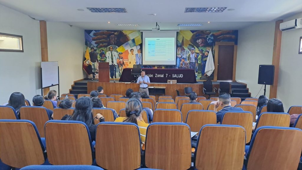 El evento se cumple en el auditorio de la propia Coordinación de Salud.