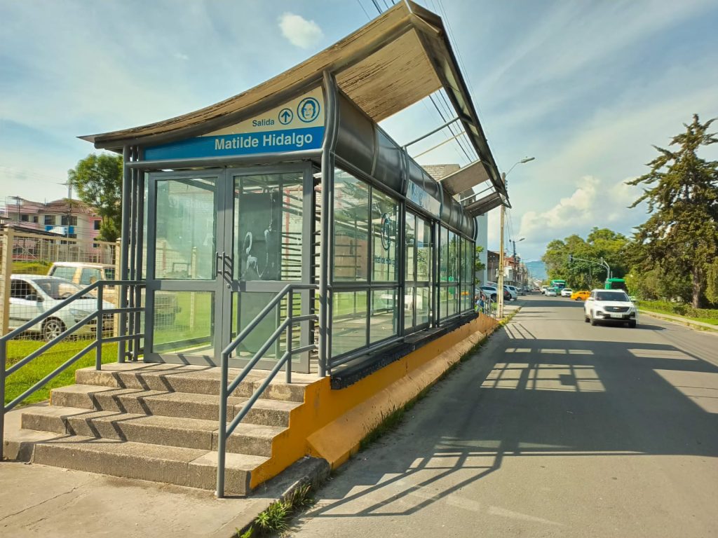 La parada que está ubicada cerca de la Clínica Hospital Municipal Julia Esther González Delgado es una de las que nunca han sido usadas.