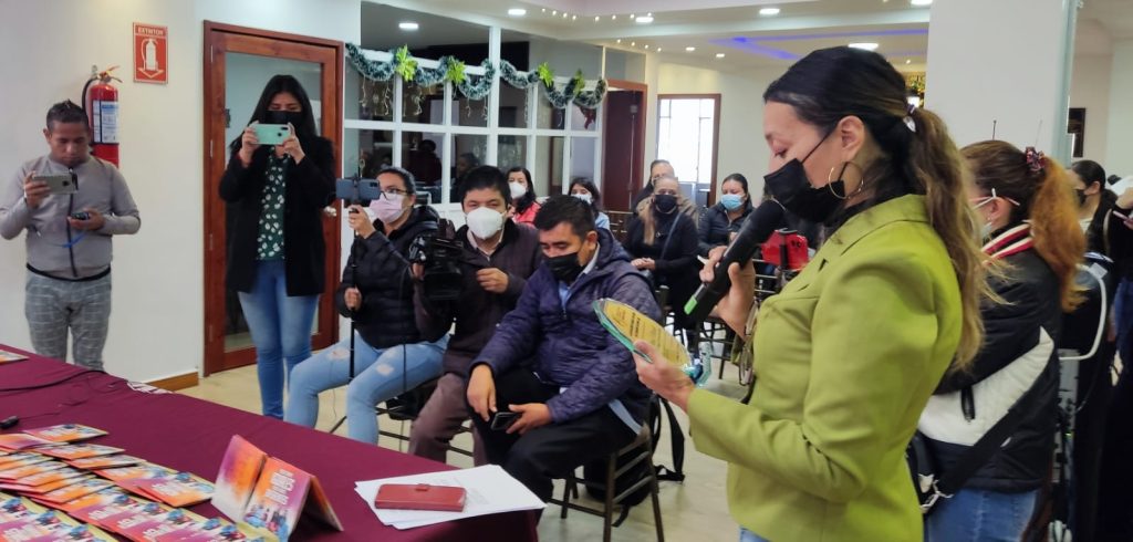En la ciudad de Loja las dos universidades: UTPL y UNL, forman a periodistas.