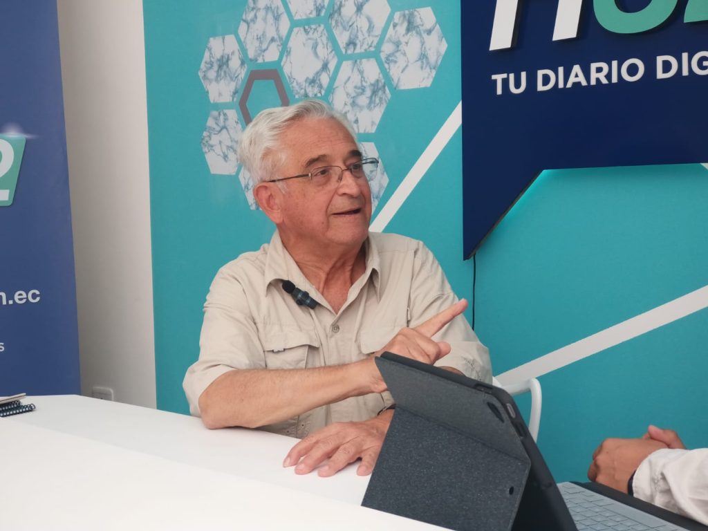 José Bolívar Castillo Vivanco.